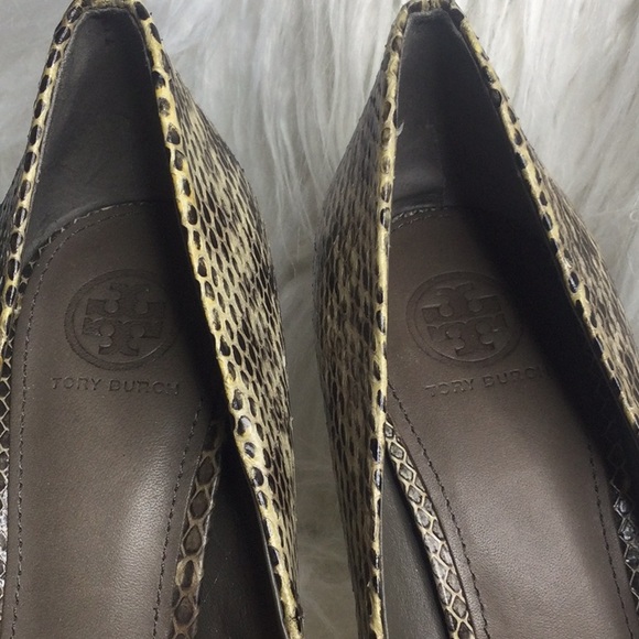 EUC Tory Burch Cecilia Snakeskin Pumps, 9.5M - Picture 11 of 15